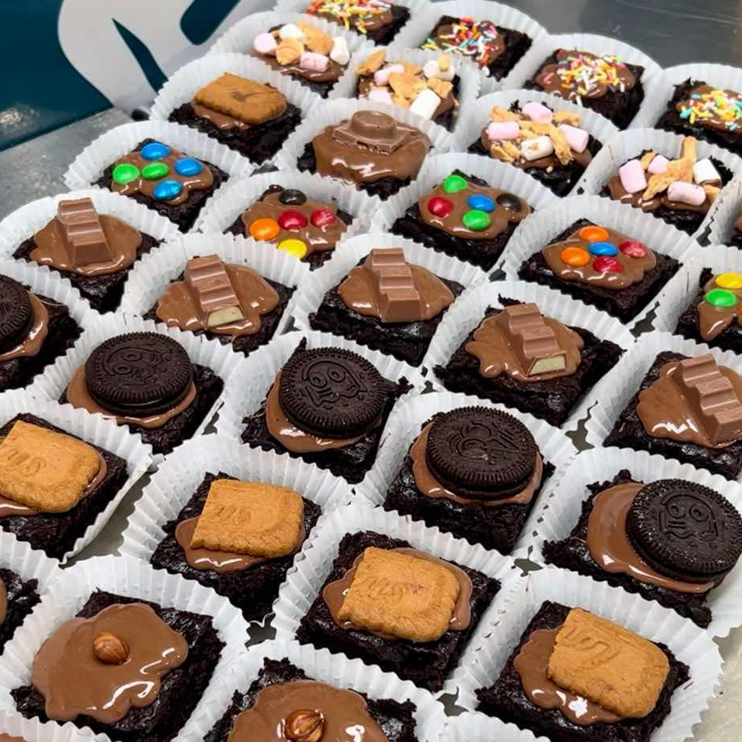 Mini Brownie Share - 8 Pack